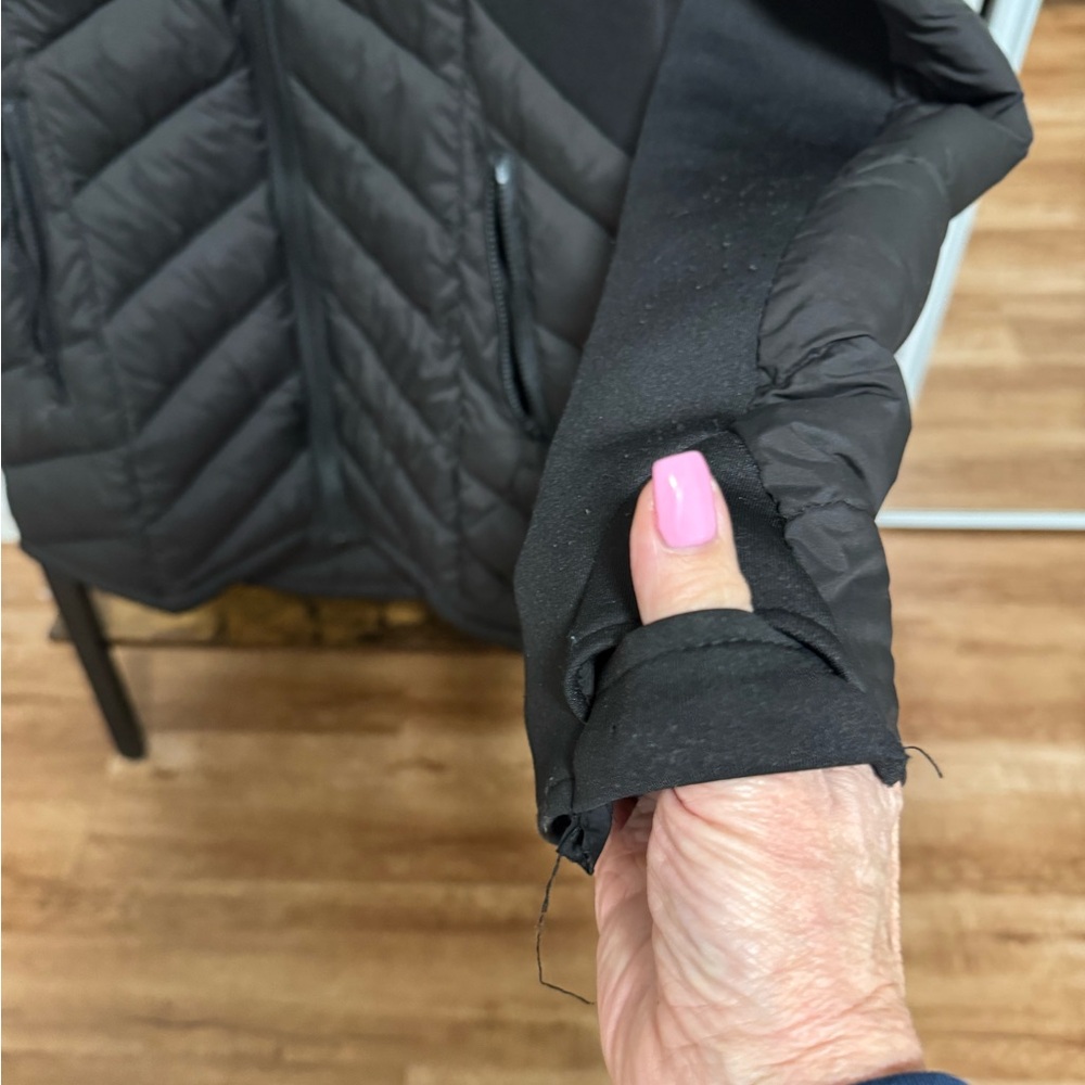 Bernardo Performance Black Jacket - image 5